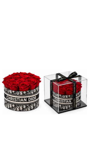 Christian Dior natural preserved flowers in a glass box